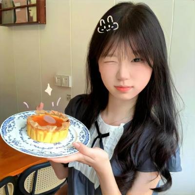 燕子与鹦鹉